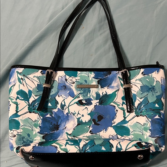 Floral Tote Bag with Black Accents by Nine West nwot no call outs. Nice bag - Picture 10 of 10
